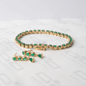 juego de pulsera y aros con esmeraldas